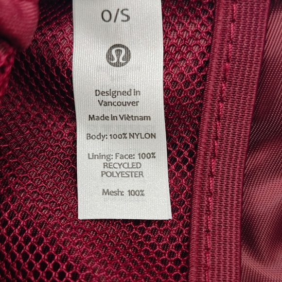 lululemon athletica Crossbody Bag in Burgundy - Picture 4 of 4